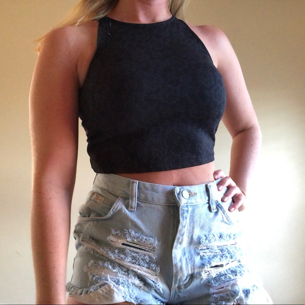 Forever 21 black crop top